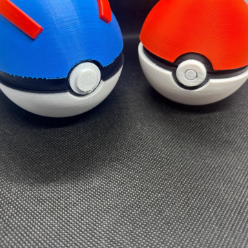 Pokeball with 2 suprise mini pokemon